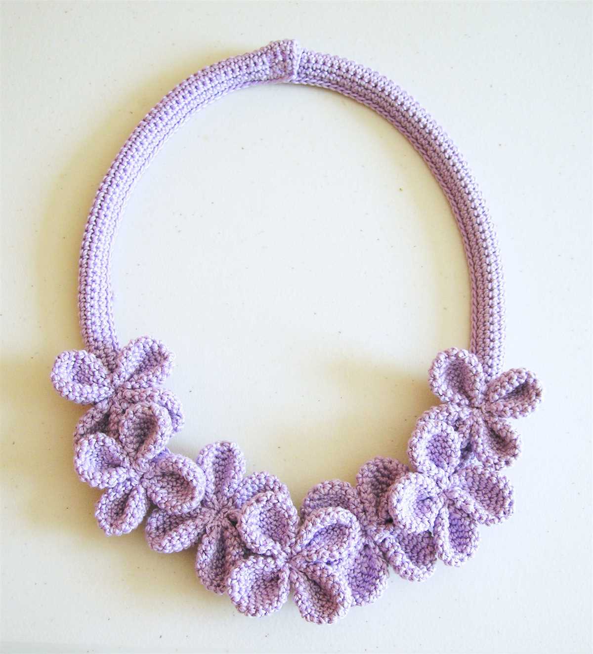 Knit necklace pattern