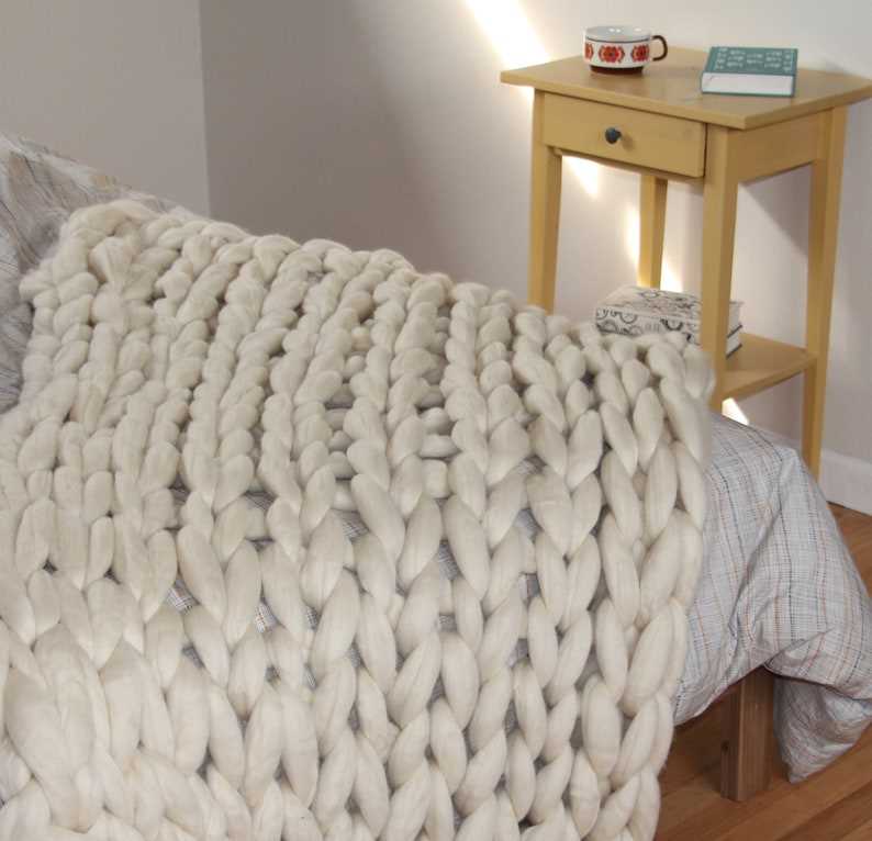 Large chunky knit blanket pattern