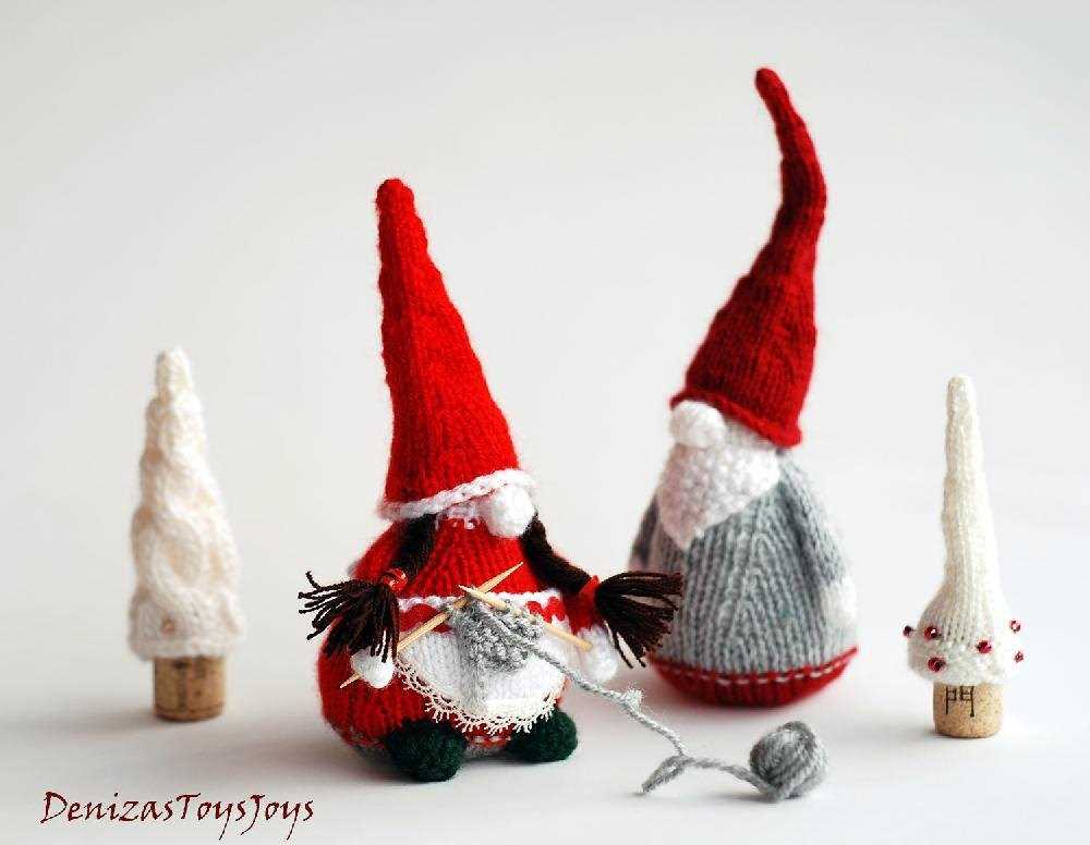 Knitted gnome ornament pattern