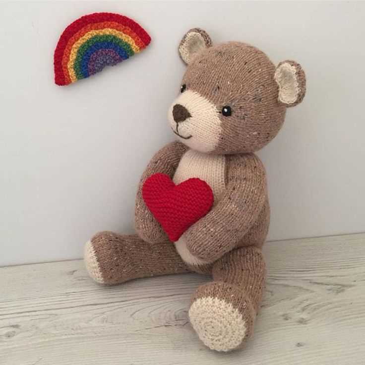 Knitted teddy bear pattern for charity