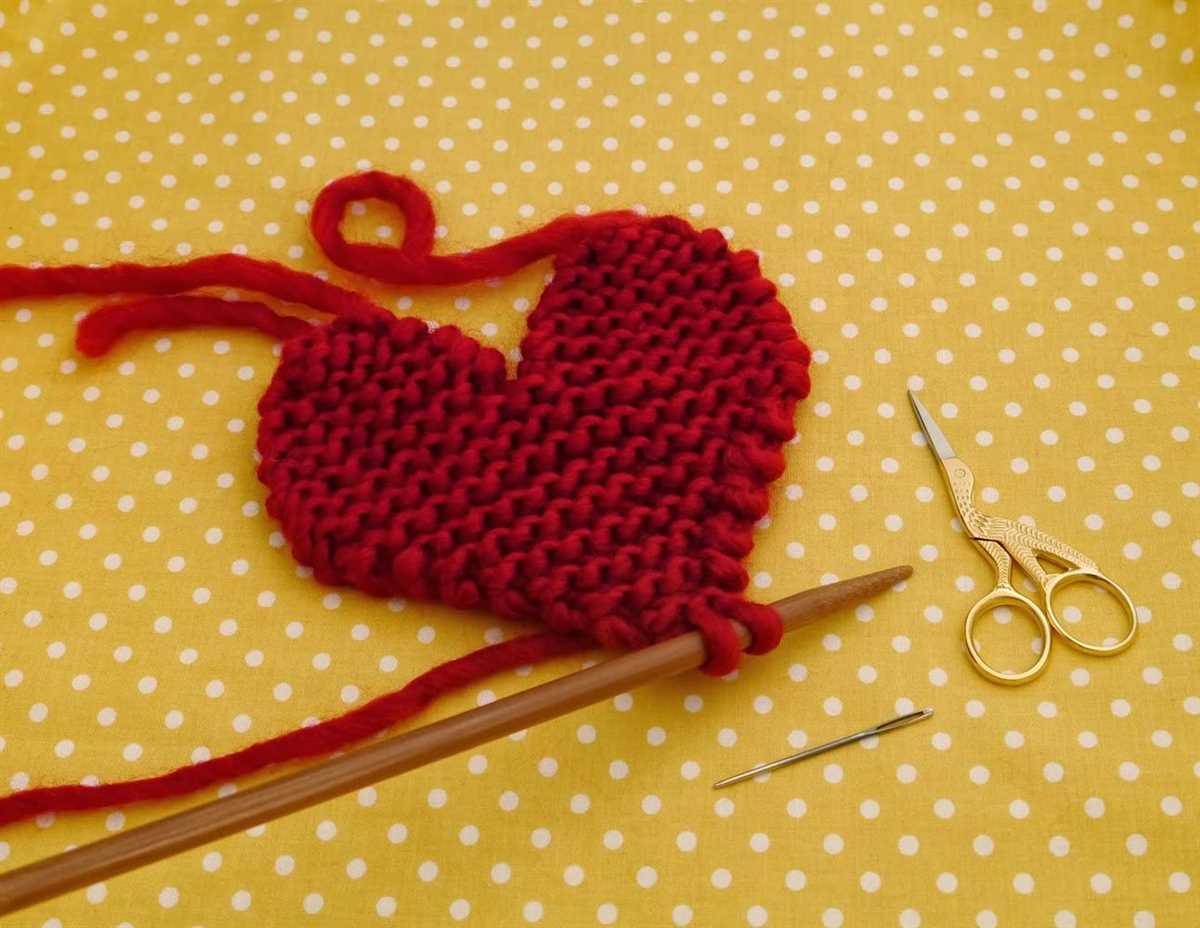Knit small heart pattern
