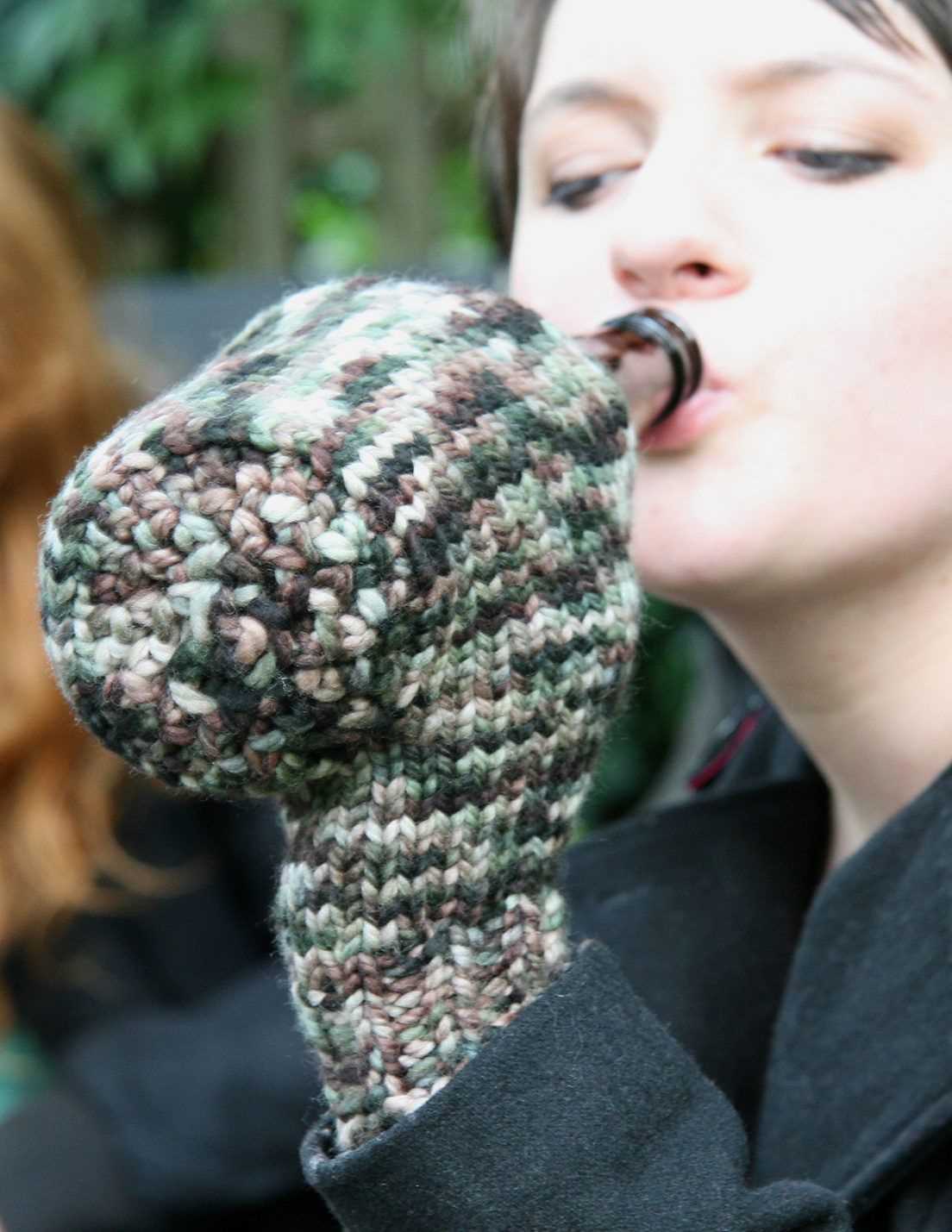 Beer cozy mitten knitting pattern