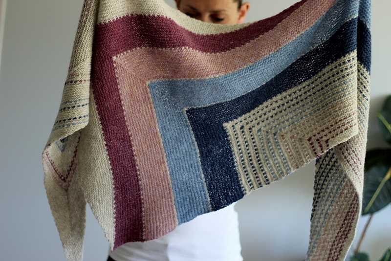 Women's knitted shawl pattern