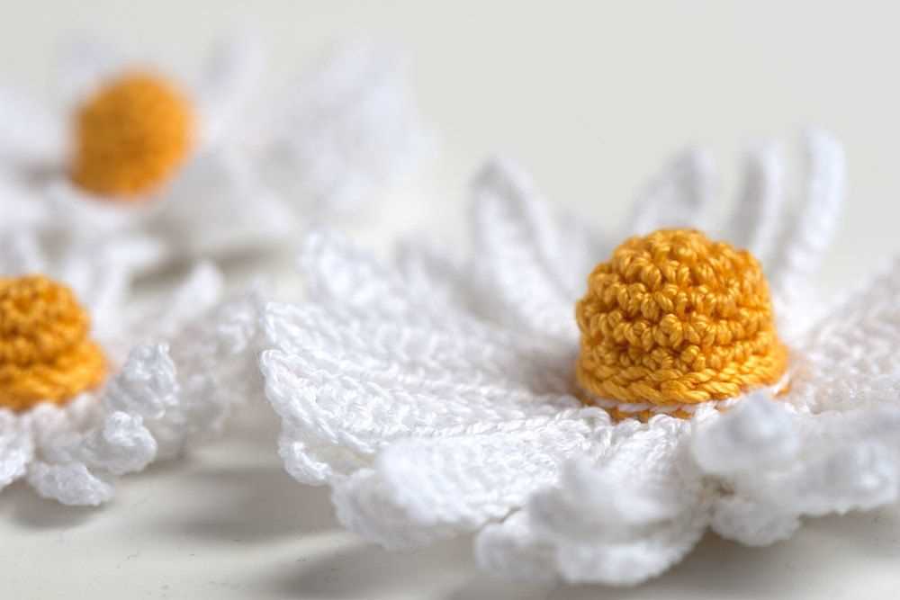 Daisy knit pattern