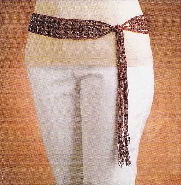 Knit belt pattern