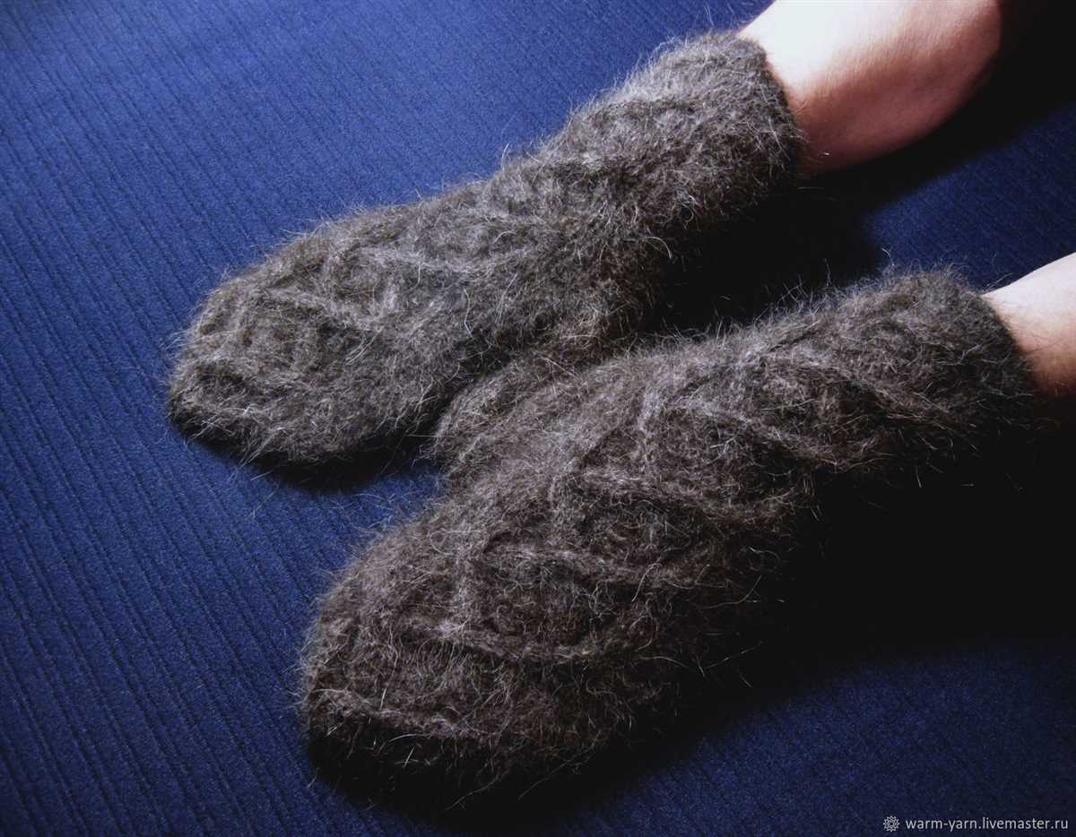 Knitting pattern for mens fingerless mittens