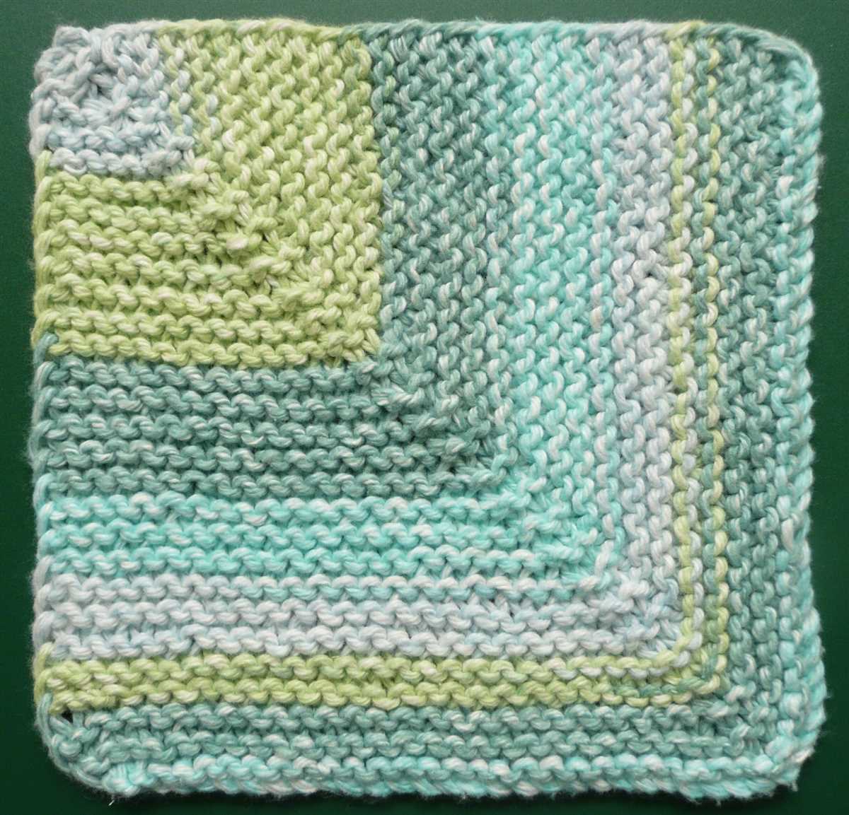 Discover a Treasure Trove of Knitted Dishcloth Patterns - All for Free! Free patterns for knitted dishcloths