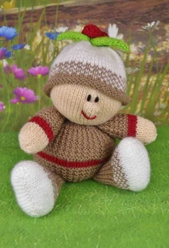 Free xmas pudding knitting pattern