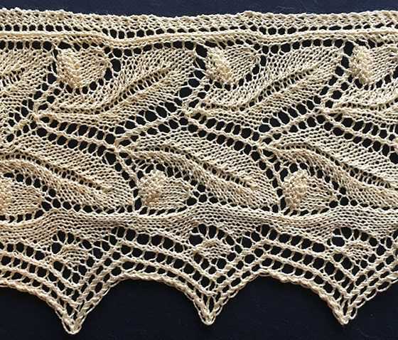 Lace edging knit pattern
