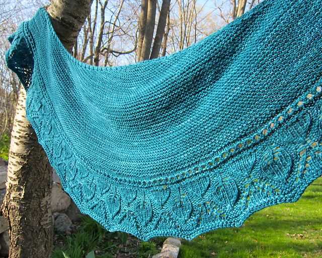 Crescent shawl knit pattern free