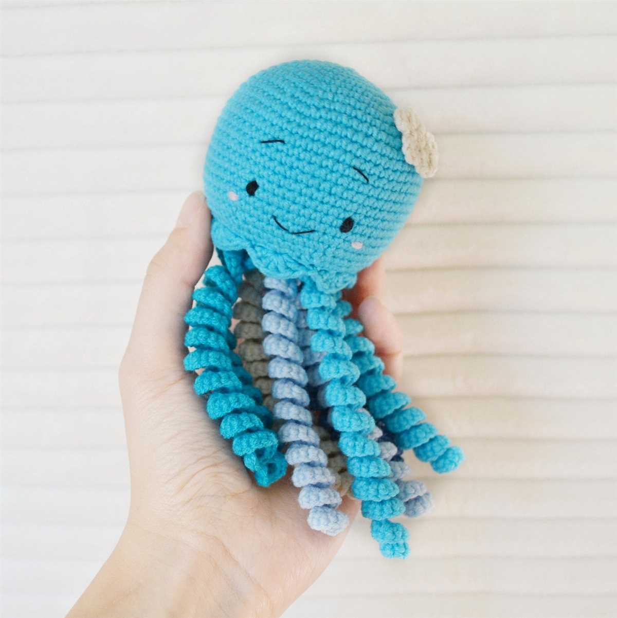 Creating a Beautiful Jellyfish with a Unique Knitting Pattern Jellyfish knitting pattern