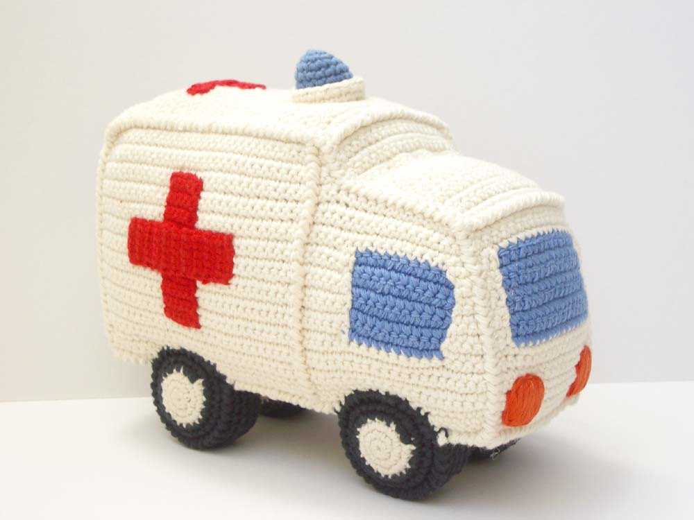 Knitted toy truck pattern