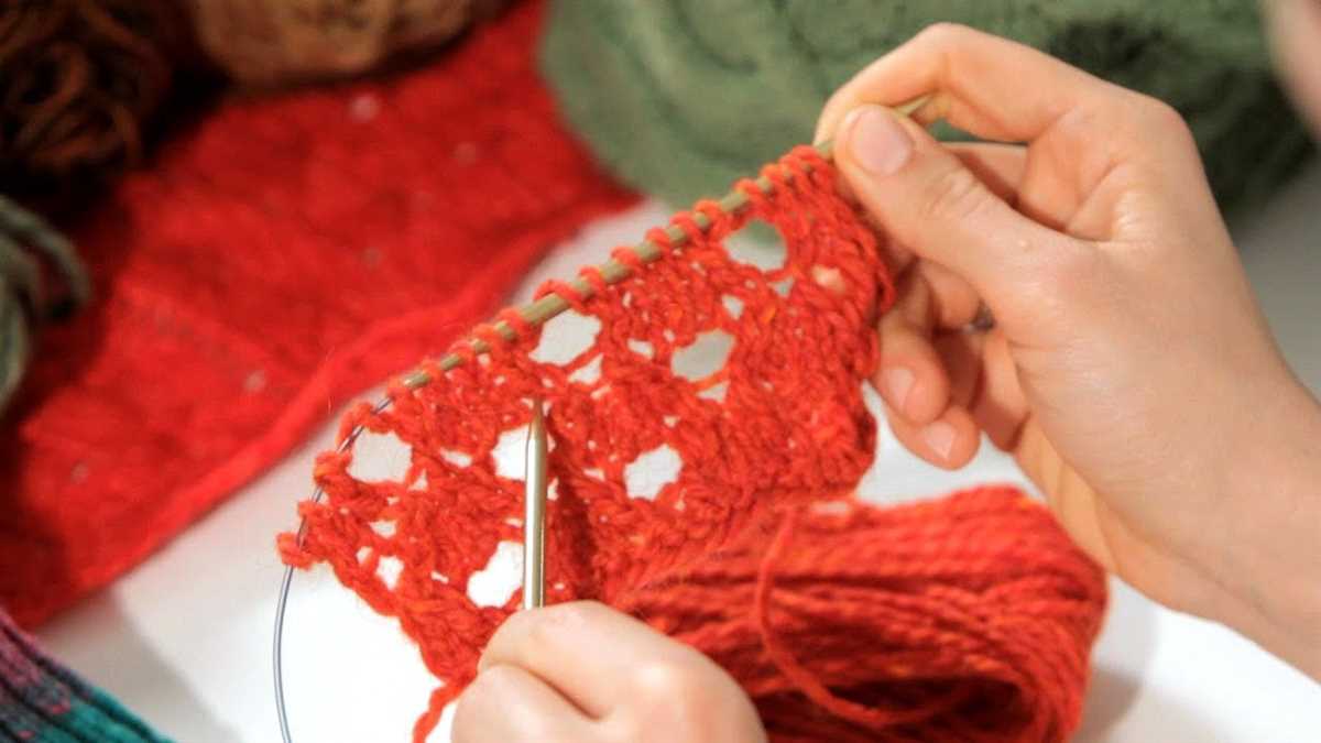Double yarn knitting patterns