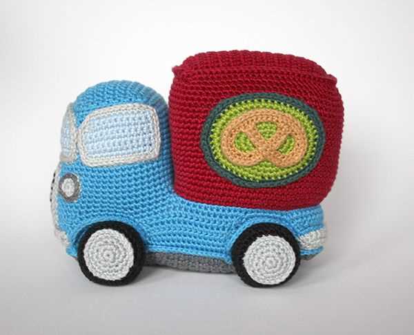 Knitted toy truck pattern