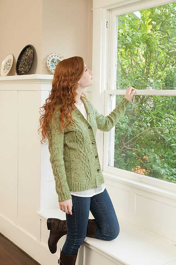 Cabled cardigan knitting pattern free