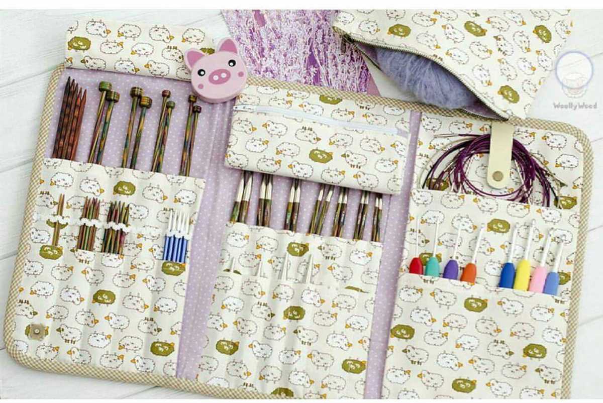 Free sewing pattern for a knitting storage bag