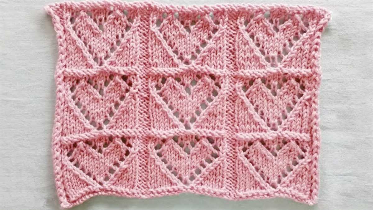Diamond eyelet knitting pattern