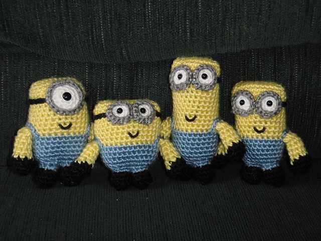 Knitting pattern minion despicable me