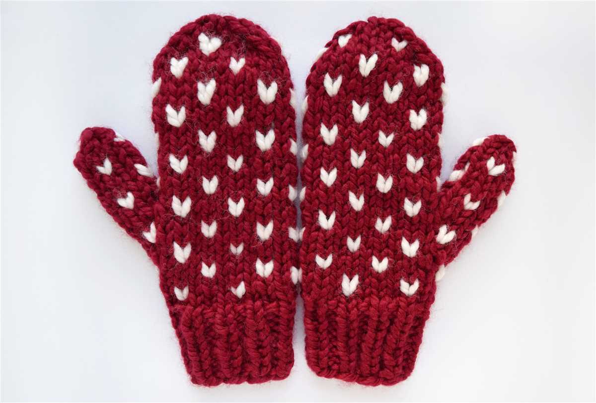 Fingerless mittens knitting pattern circular needles