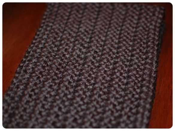 Herringbone knit scarf pattern