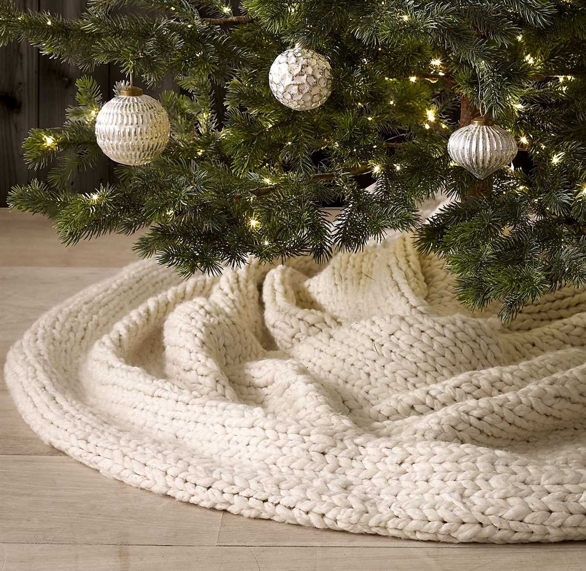 Chunky knit tree skirt pattern