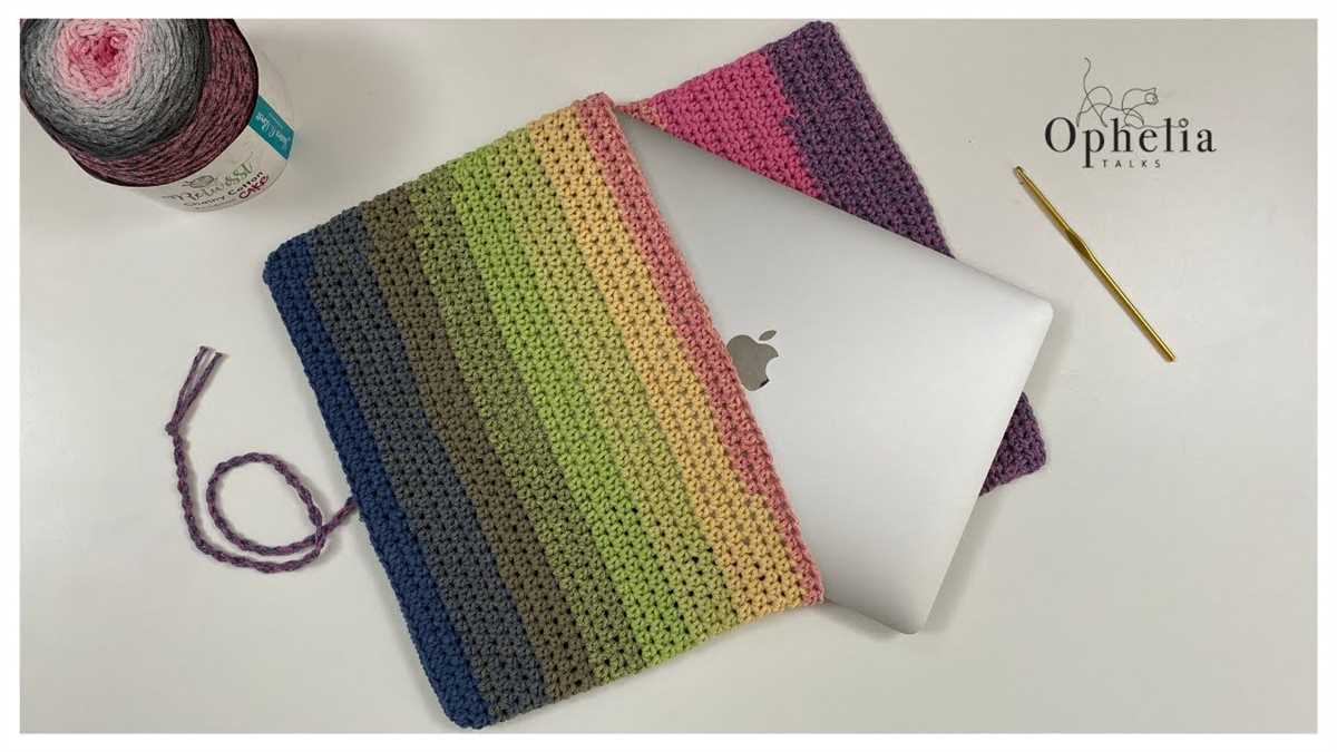 Knit laptop sleeve pattern free