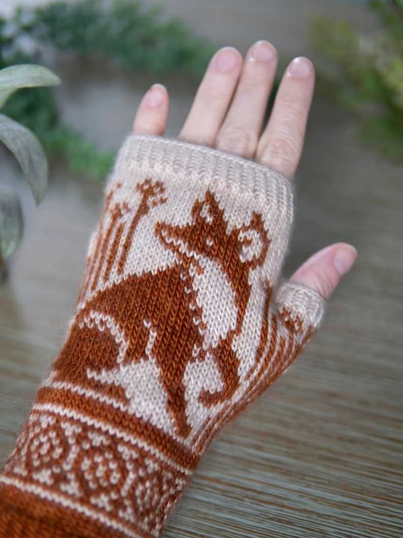 Knitted mitt pattern
