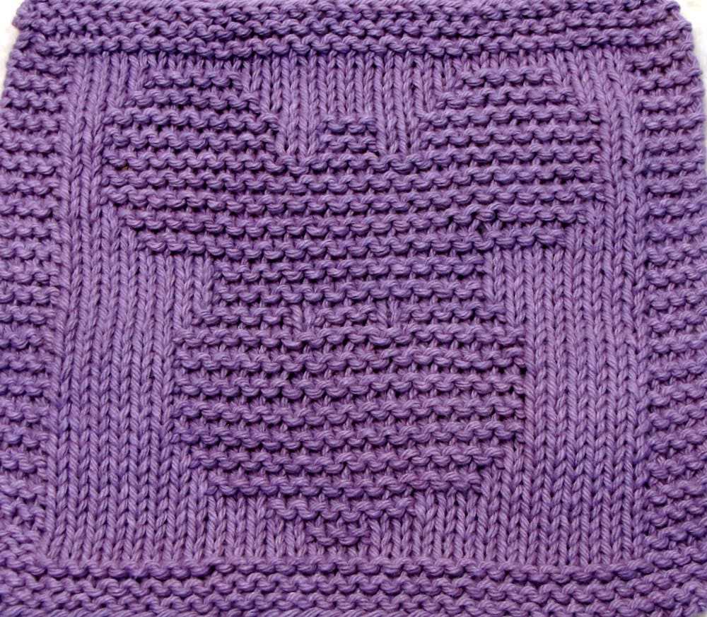 Loopy knitting pattern