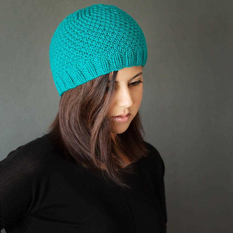 Free ladies beanie knitting pattern