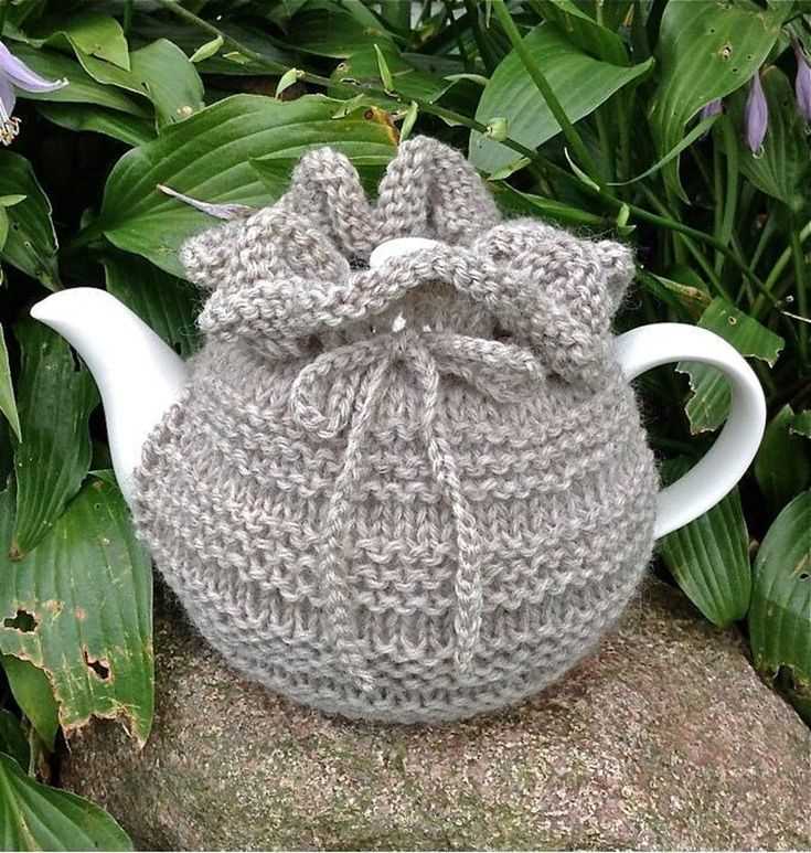 Plant cozy knitting pattern