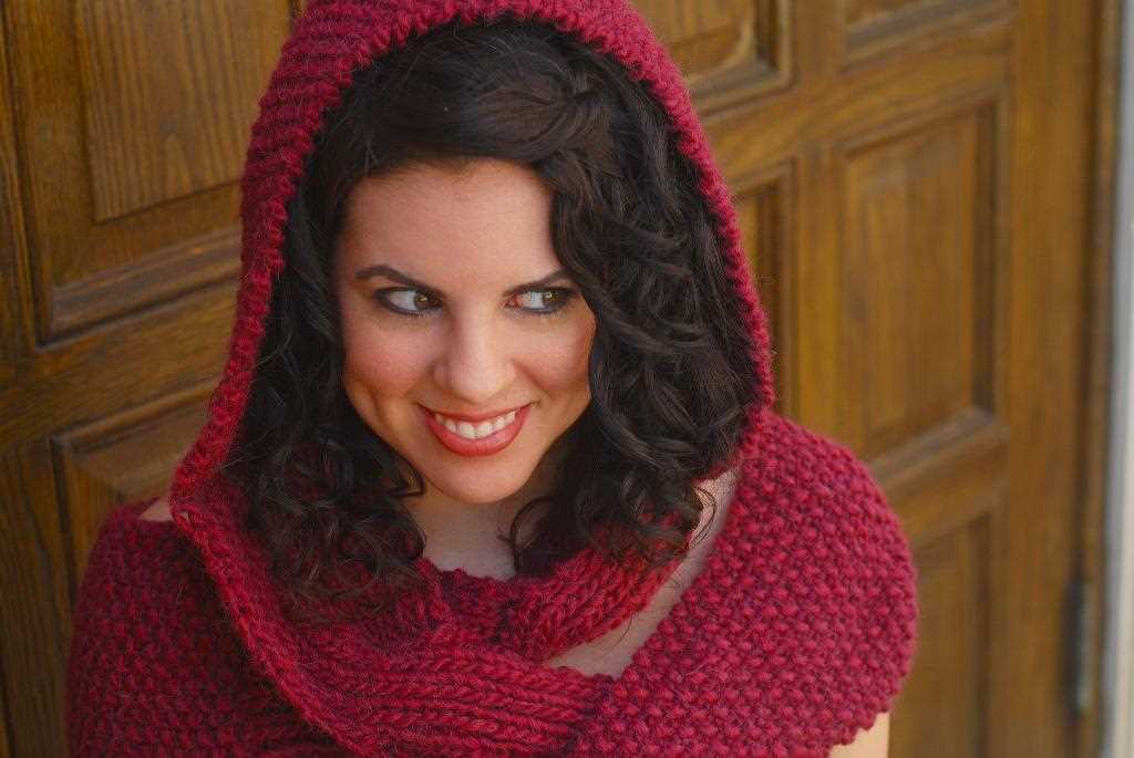 Hooded infinity scarf knit pattern